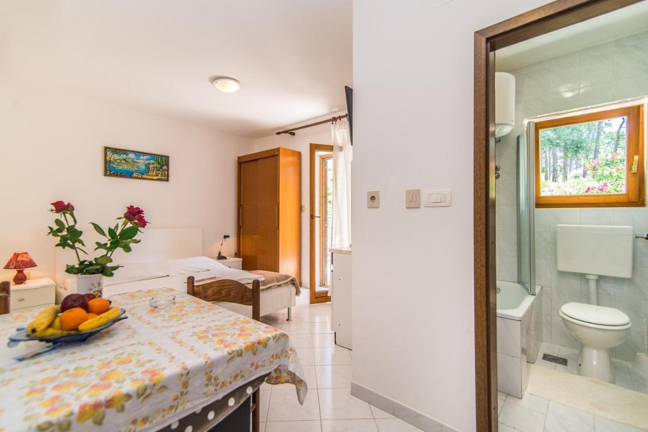 Apartments Pino Rabac Exterior foto