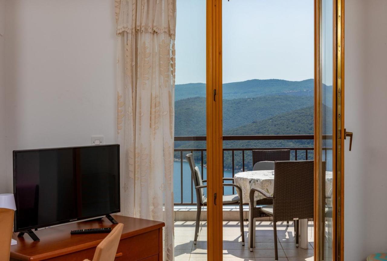 Apartments Pino Rabac Exterior foto